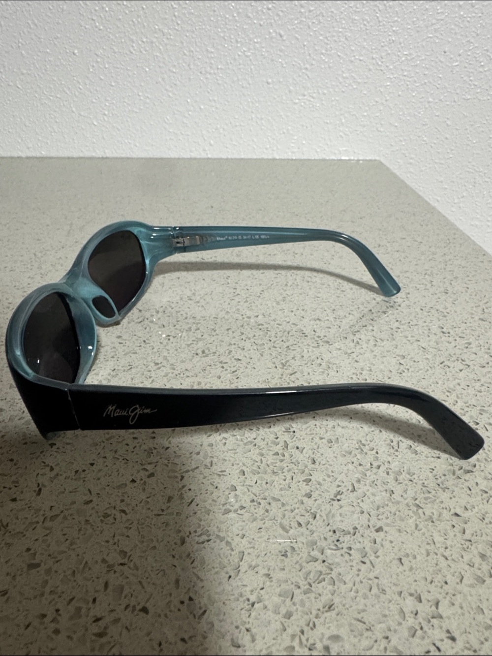 Maui Jim Teal Two-Tone Oval Sunglasses punch bowl